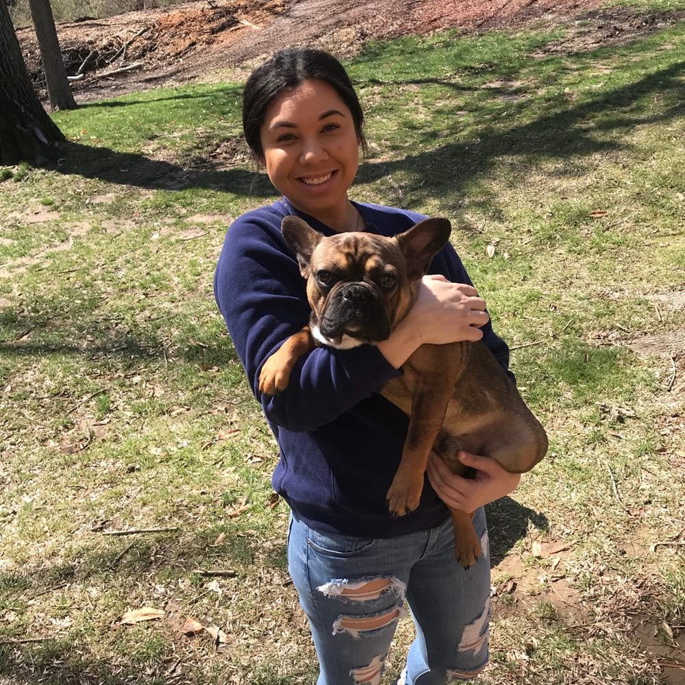 Meet your Posher, Cierra